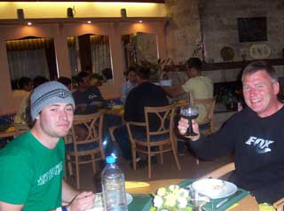 a_gery-peyer-mit-sohn